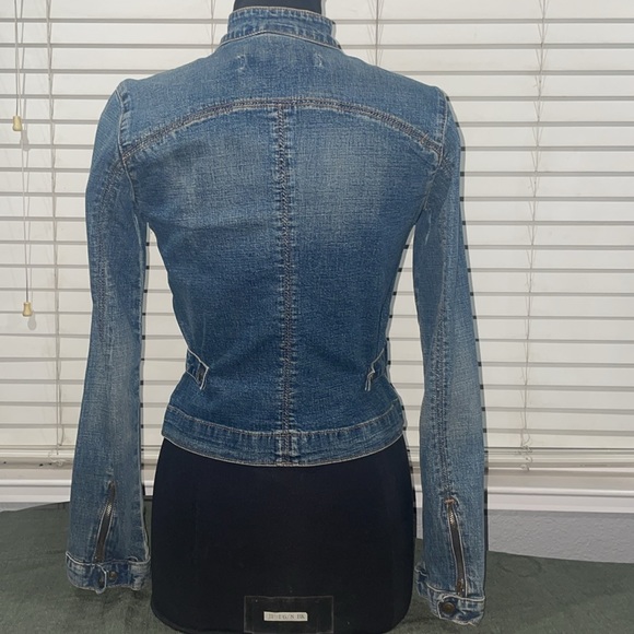 Express Jean Jacket - Picture 3 of 8
